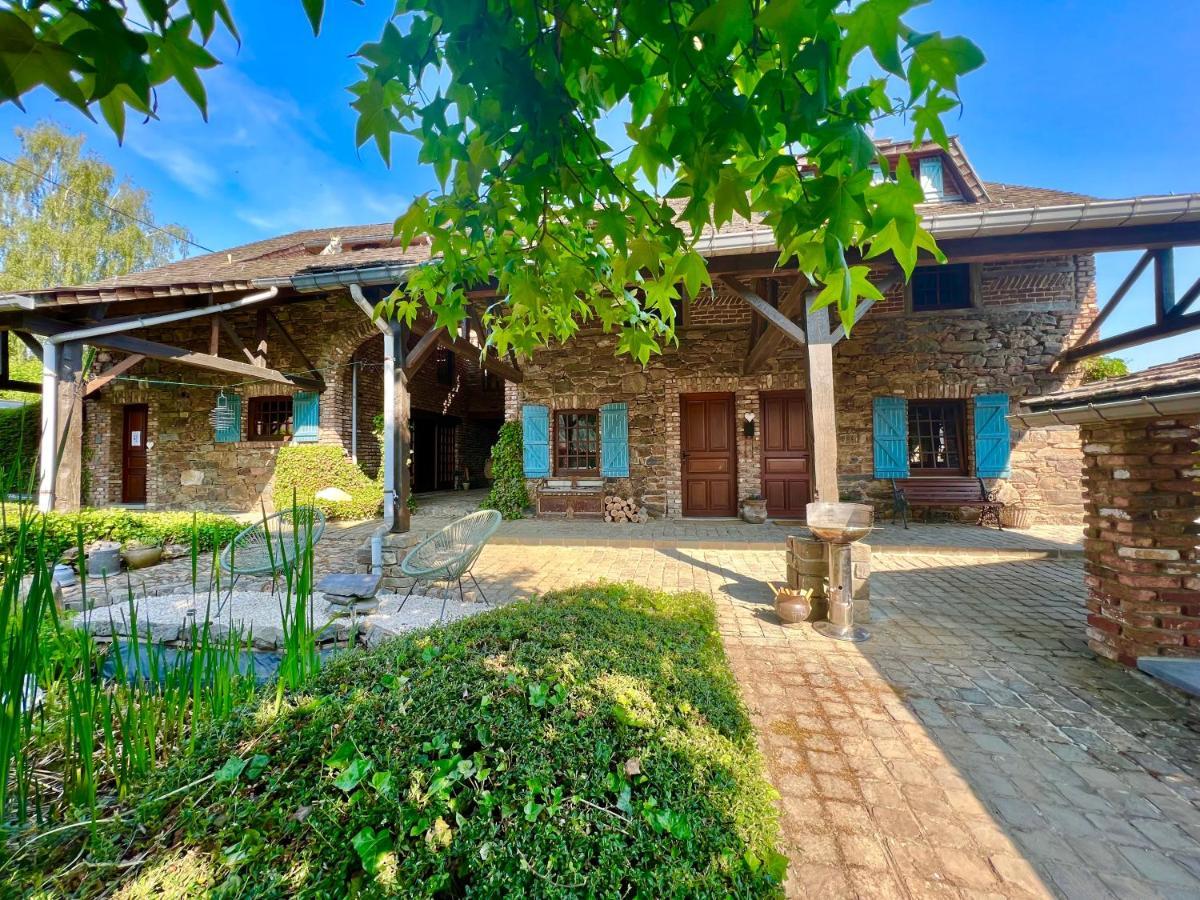Le Teli Du Loup Dans La Taniere D'Armand Villa Ставело Екстериор снимка